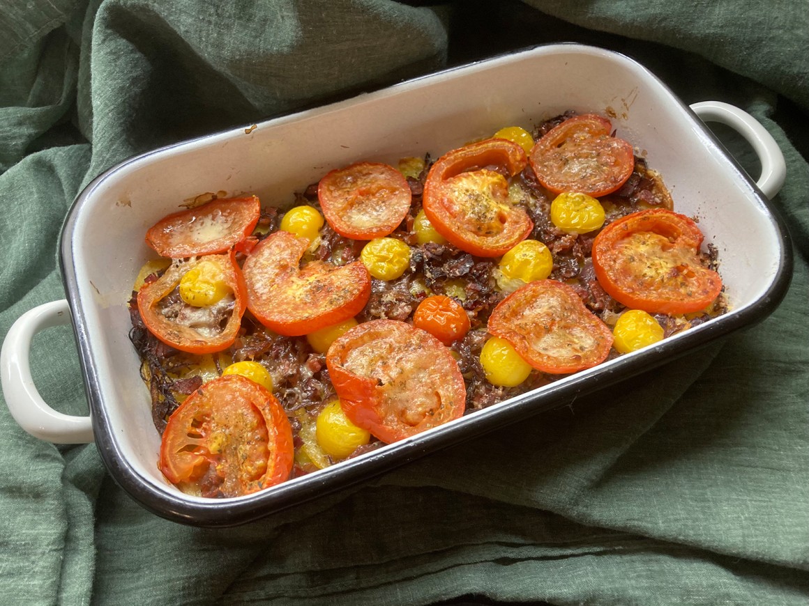 Kartoffelauflauf mit Tomaten