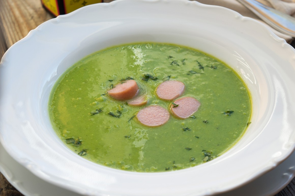 Erbsen-Suppe