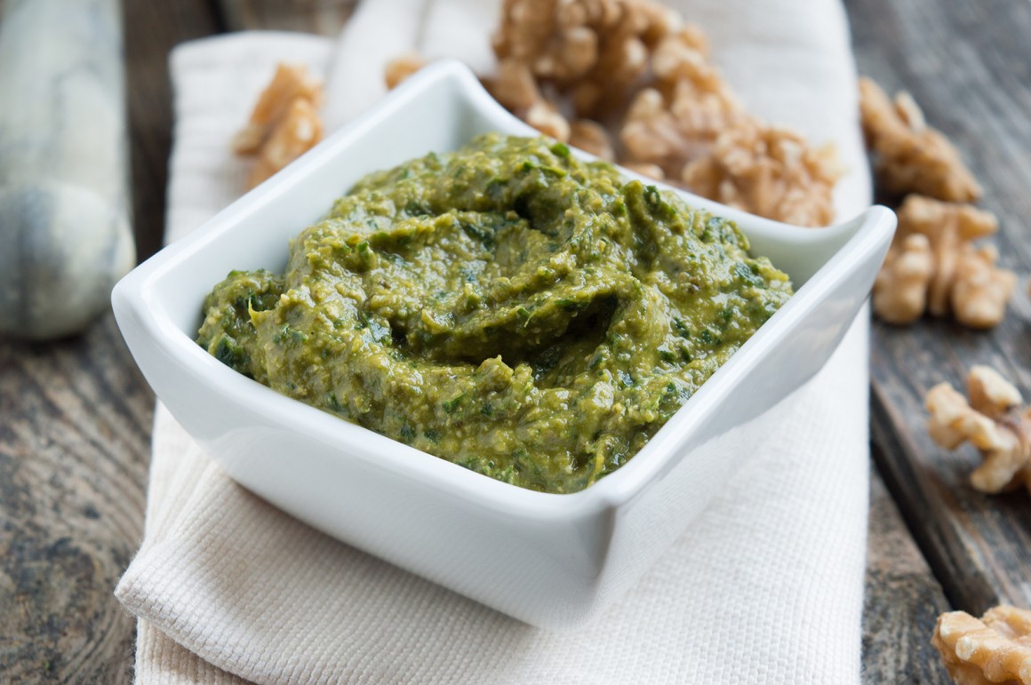 Korianderpesto mit Walnuss