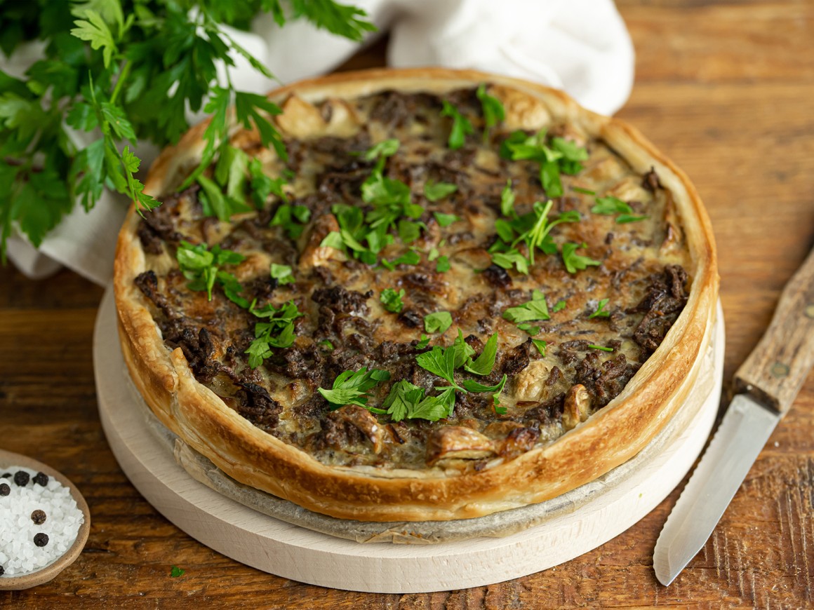 Quiche mit Pilzen und Hackfleisch