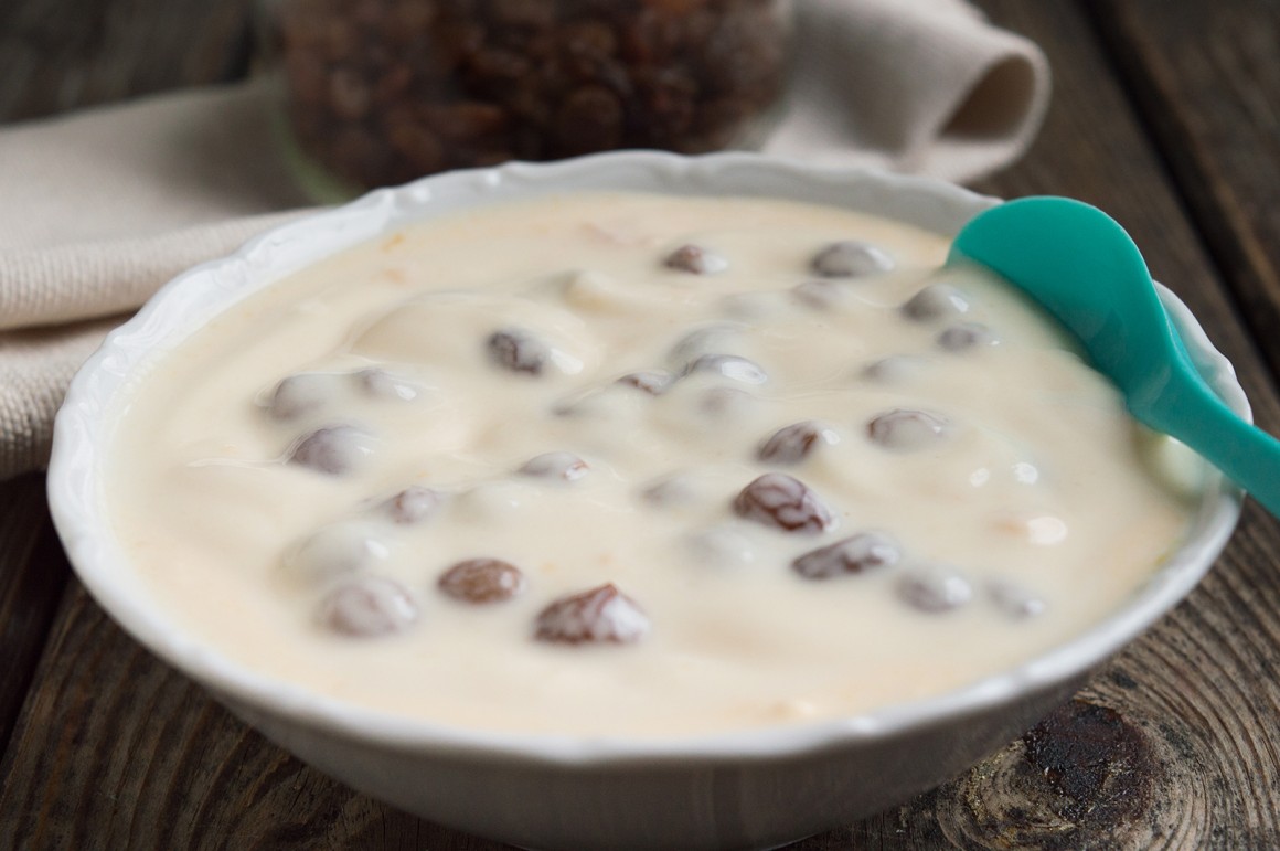 Leichter Frühstücksjoghurt