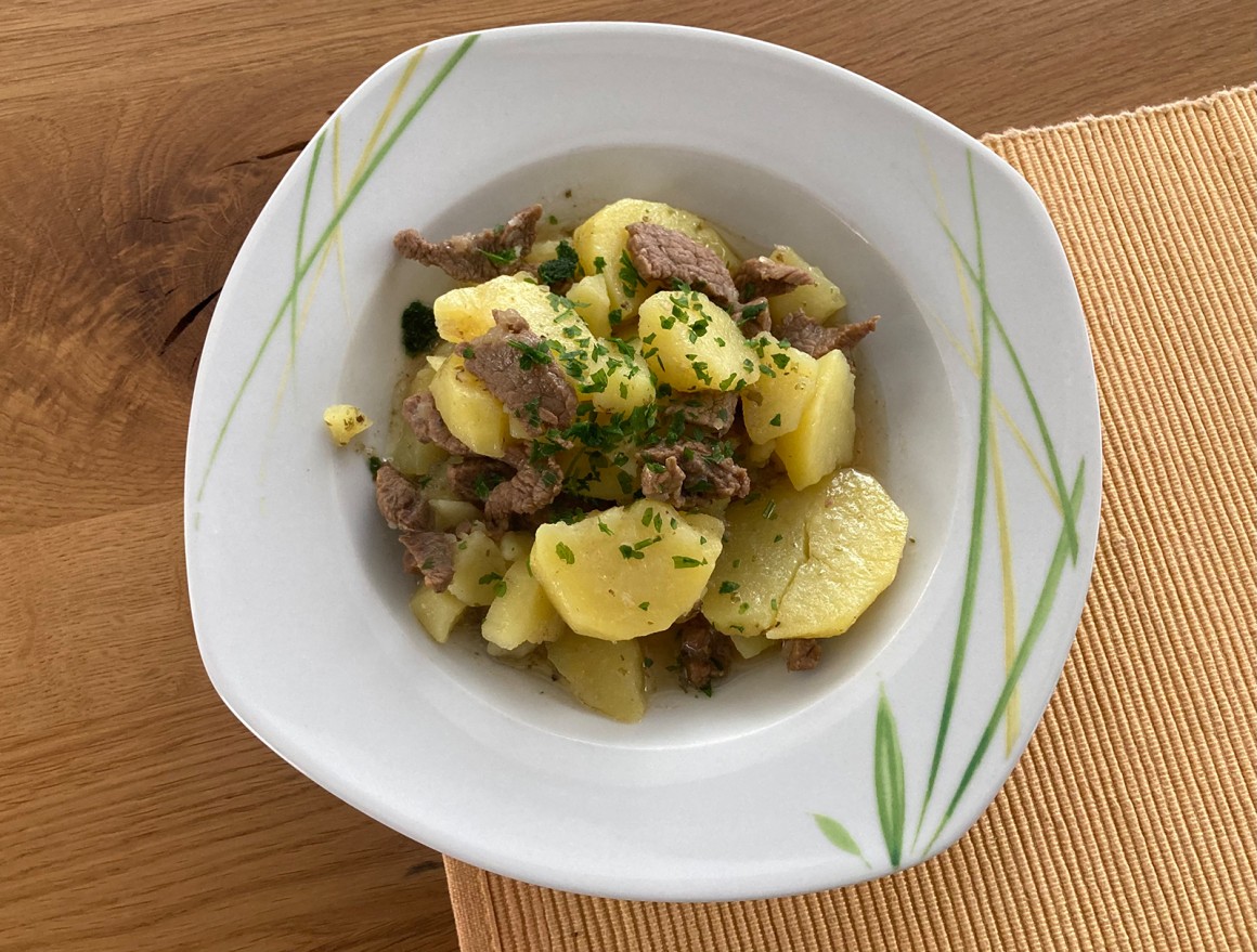 Südtiroler Rindergulasch
