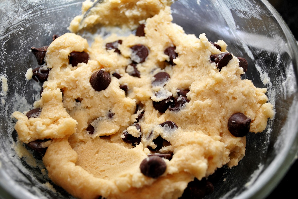 Veganer Cookie-Dough mit Banane