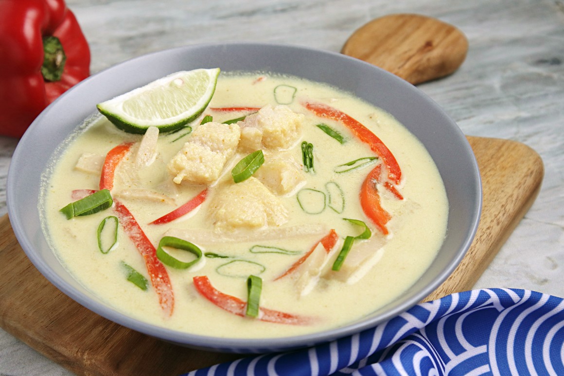 Gelbes Thaicurry mit Seelachs