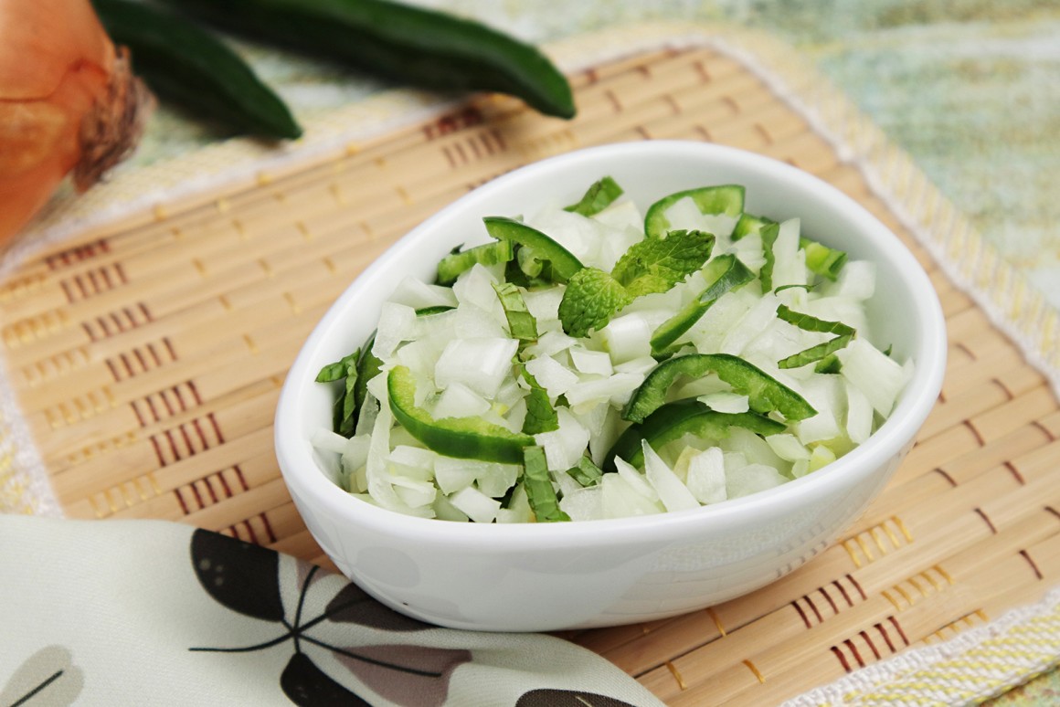 Zwiebel-Chutney mit Chili - Rezept