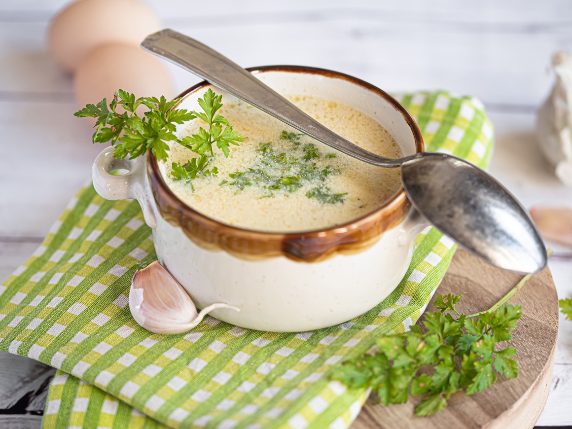 Hühnersuppe mit Ei