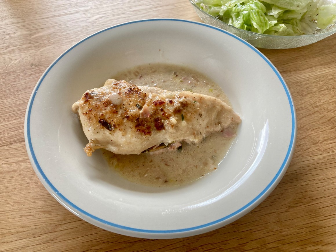 Omas gefüllte Hähnchenbrust