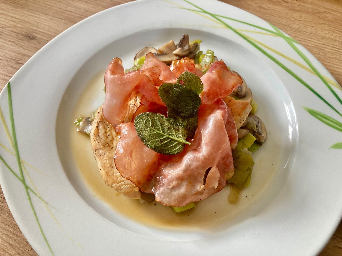 Putenschnitzel mit Gemüse - Rezept