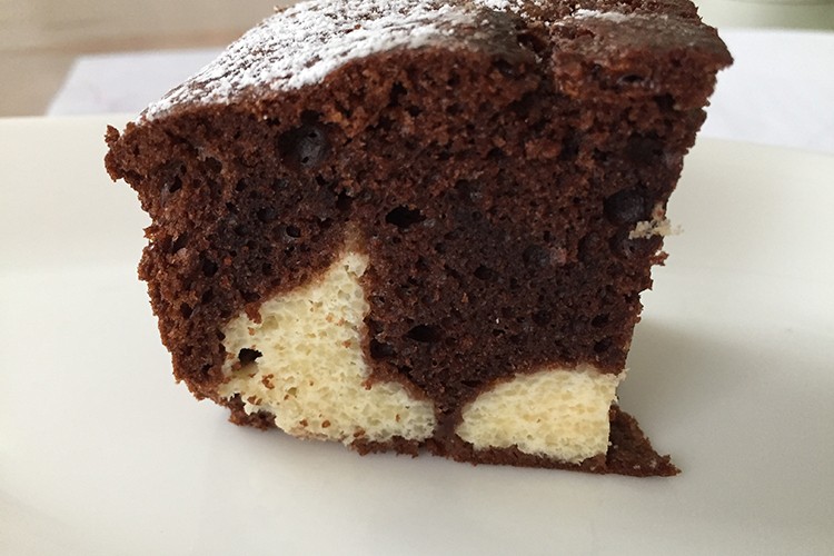 Schokoladenkuchen mit Cheesecakefüllung