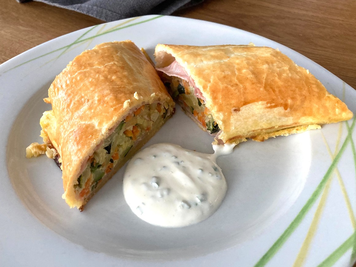 Gemüsestrudel mit Zucchini