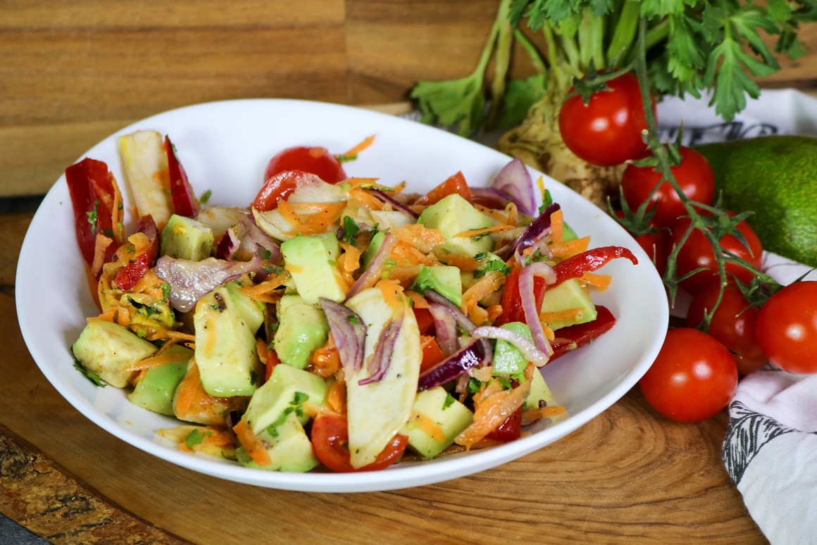 Avocadosalat mit Sellerie - Rezept