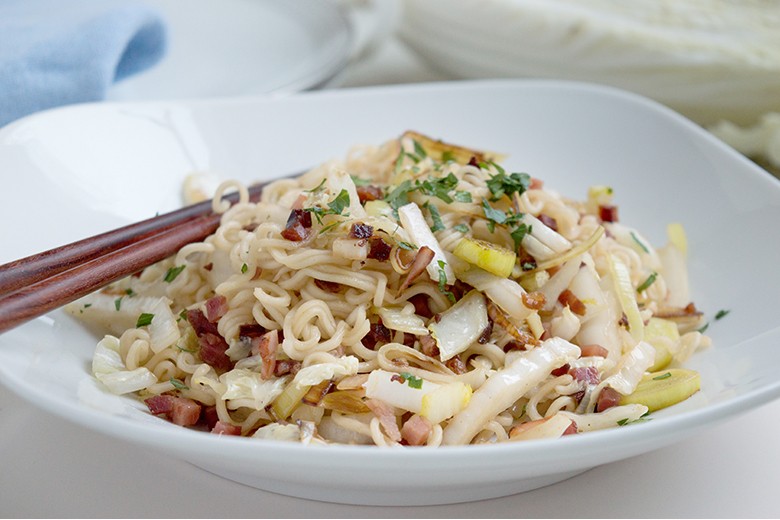 Chinakohlpfanne mit Lauch