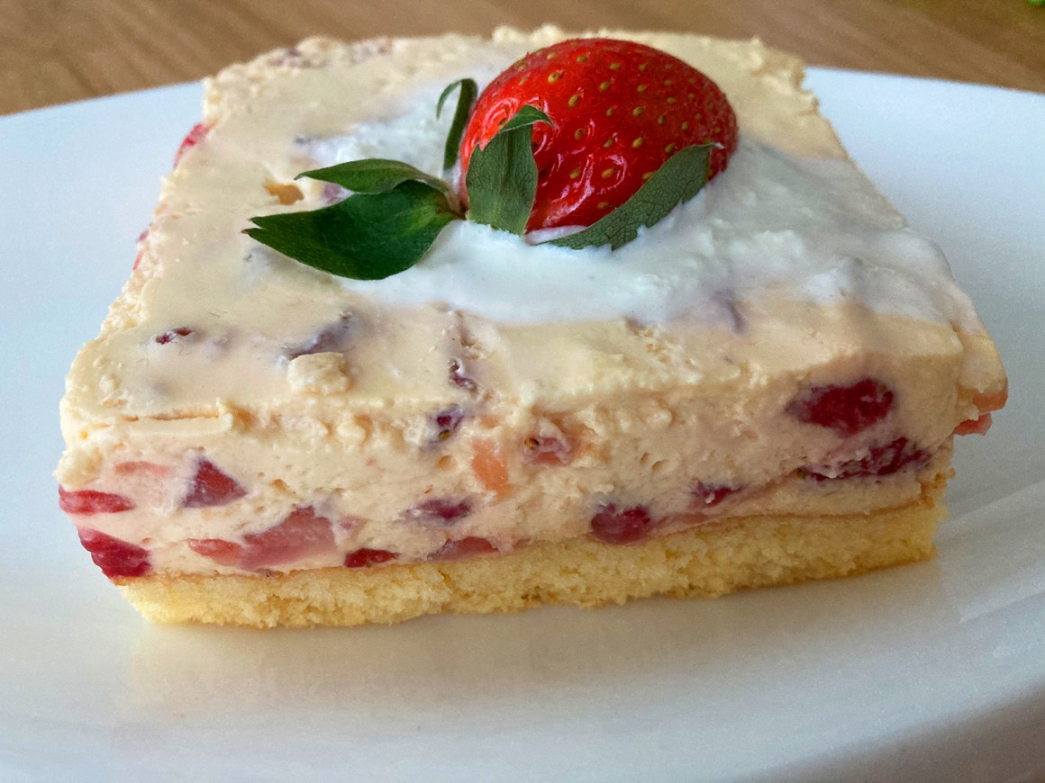 Erdbeerschnitte vom Blech