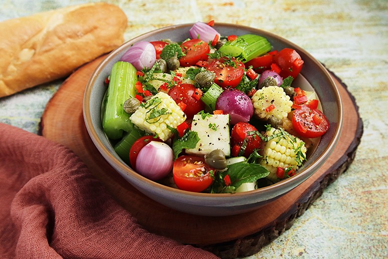 Knackiges Gemüse mit Kapernvinaigrette
