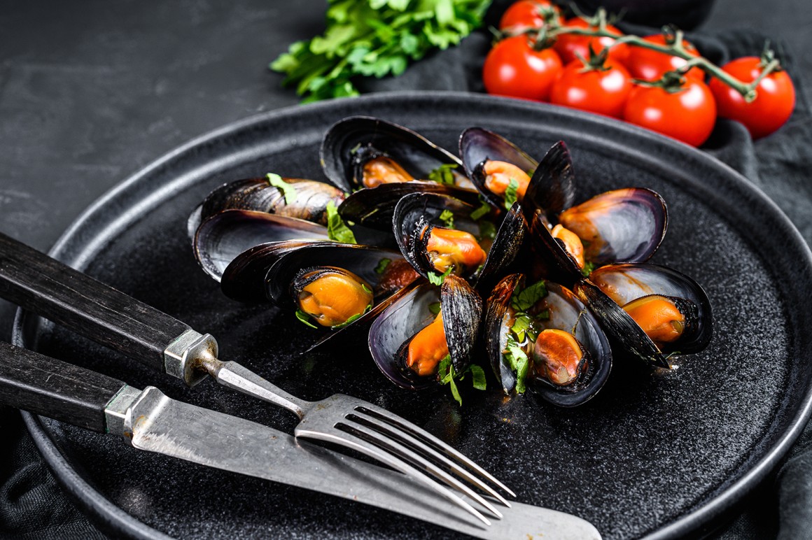 Miesmuscheln mit Kräutern