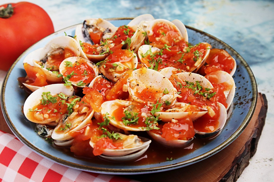 Tomatensauce mit Venusmuscheln