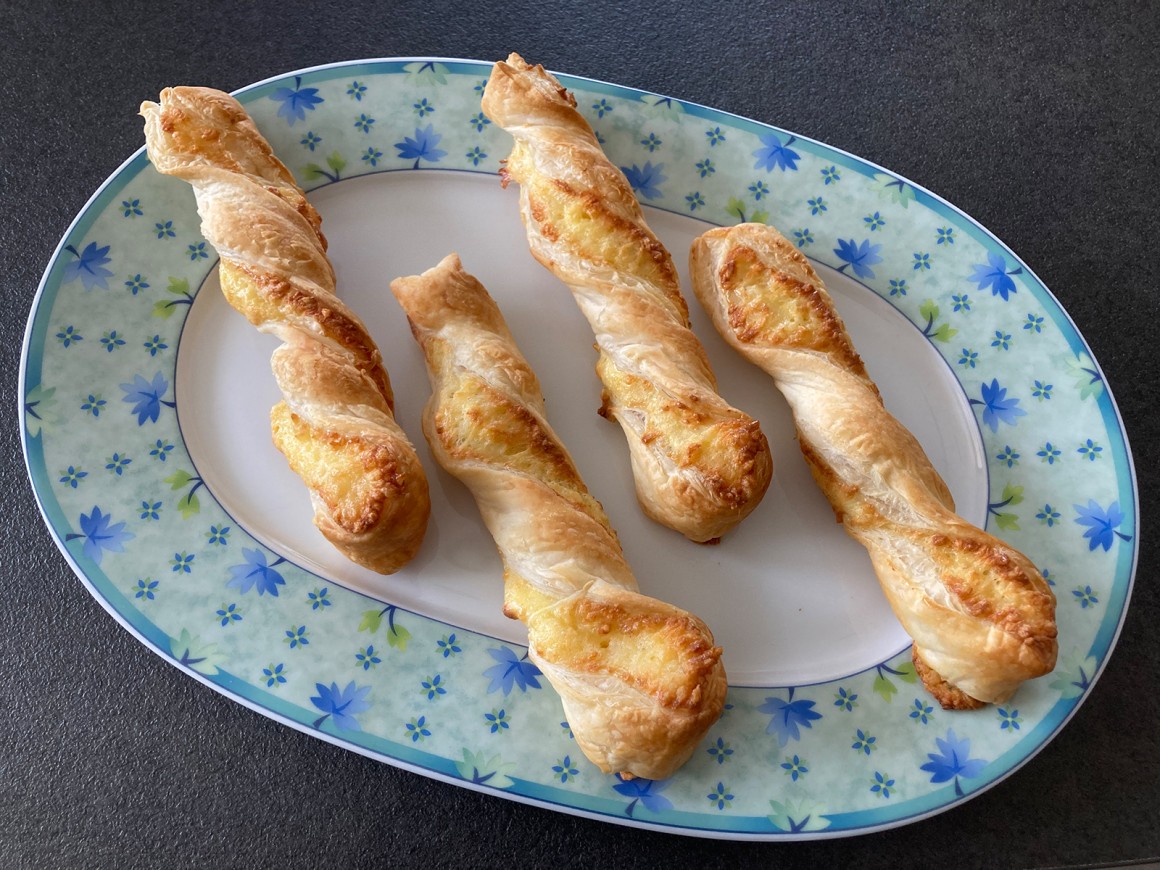 Blätterteigstangen