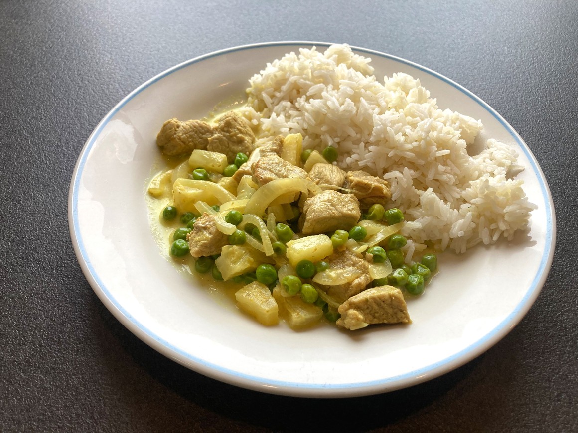 Schweinegeschnetzeltes mit Ananas