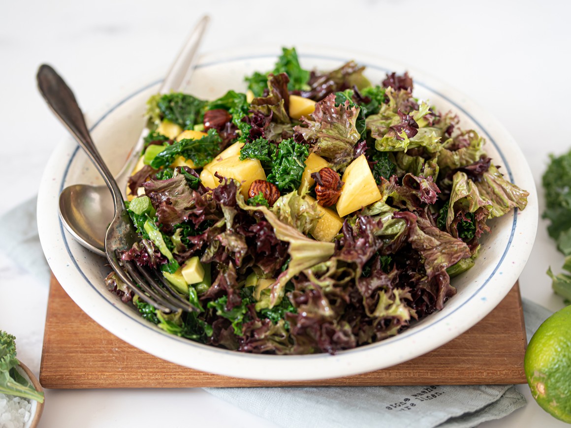 Grünkohl-Avocado-Salat