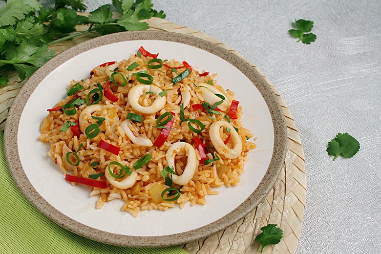 Gebratener Reis mit Tintenfisch