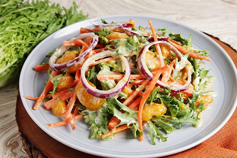 Friséesalat mit Mandarinen