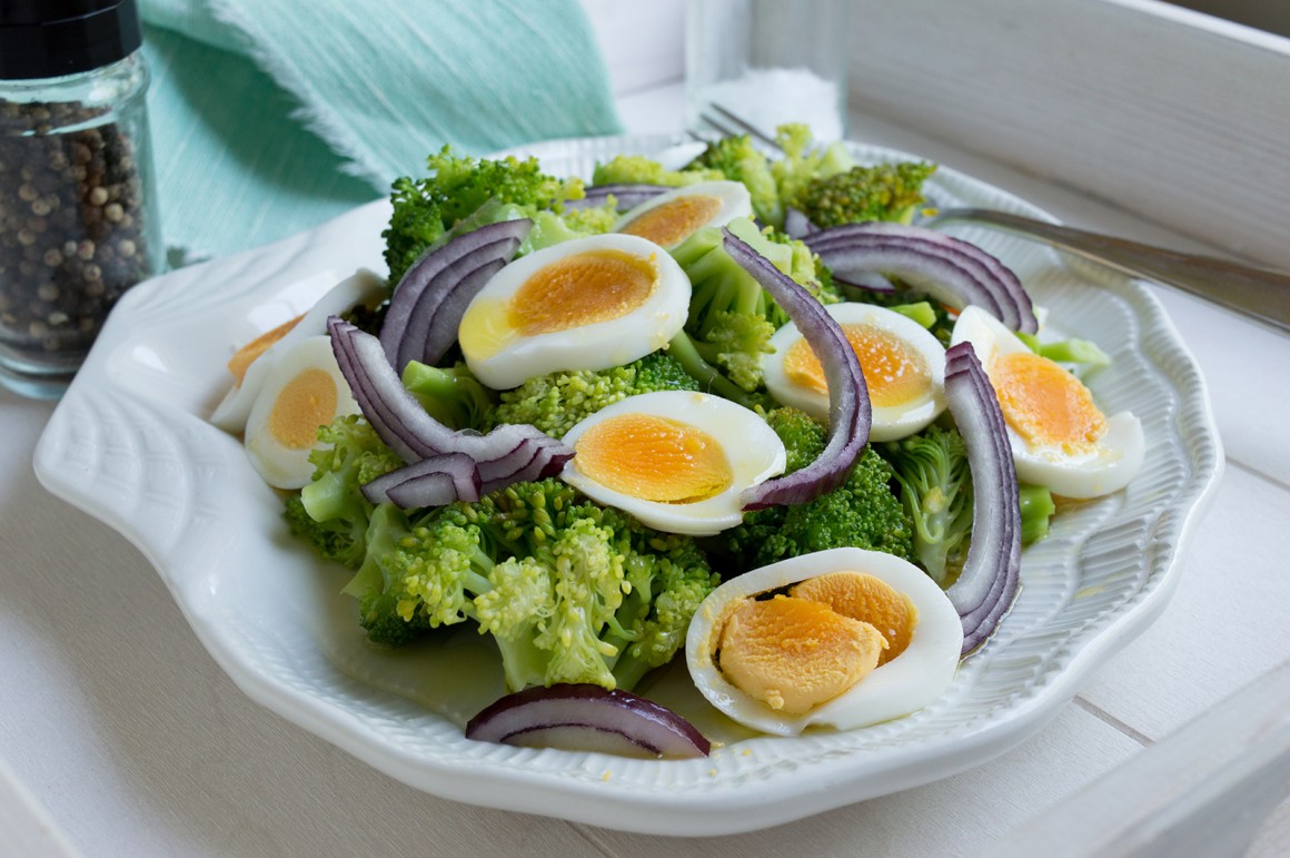Brokkolisalat