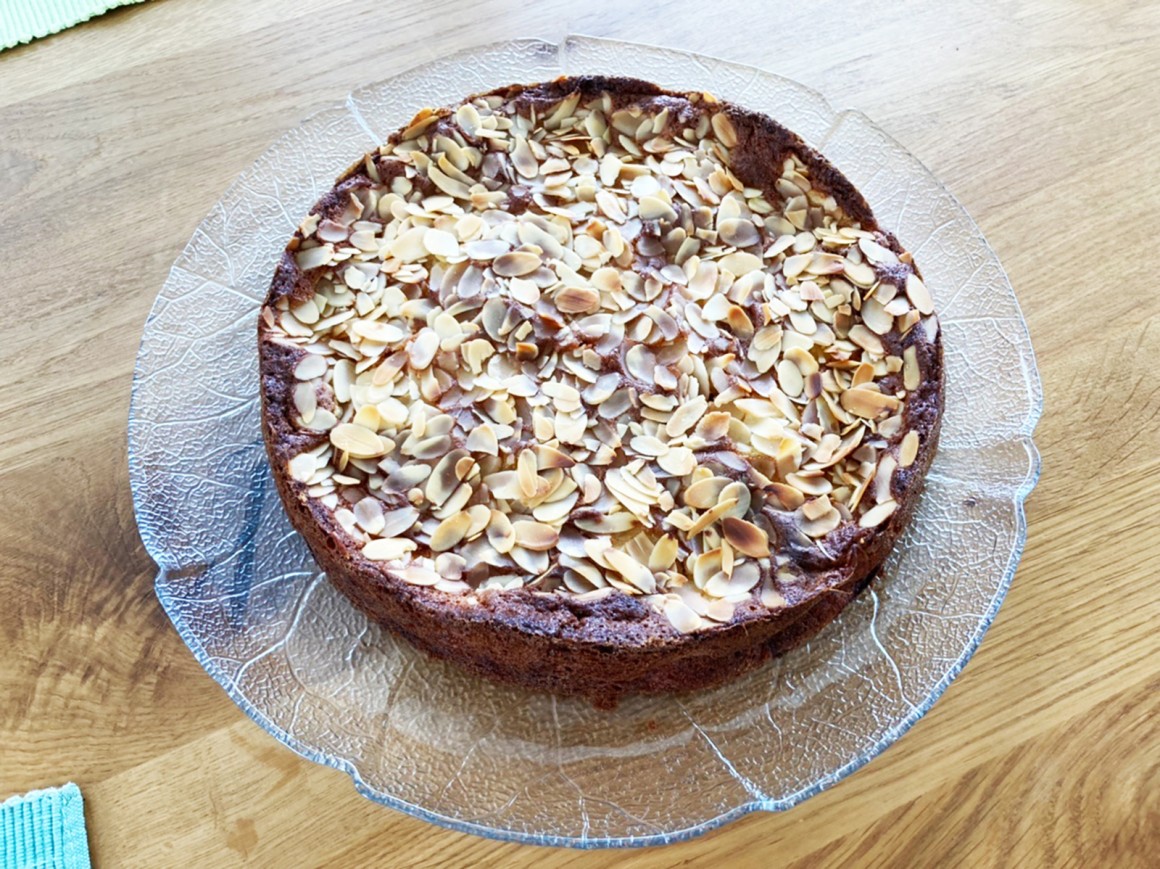 Rührkuchen mit Apfel