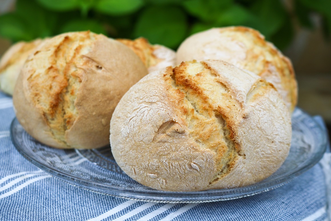 Buttermilch-Brötchen