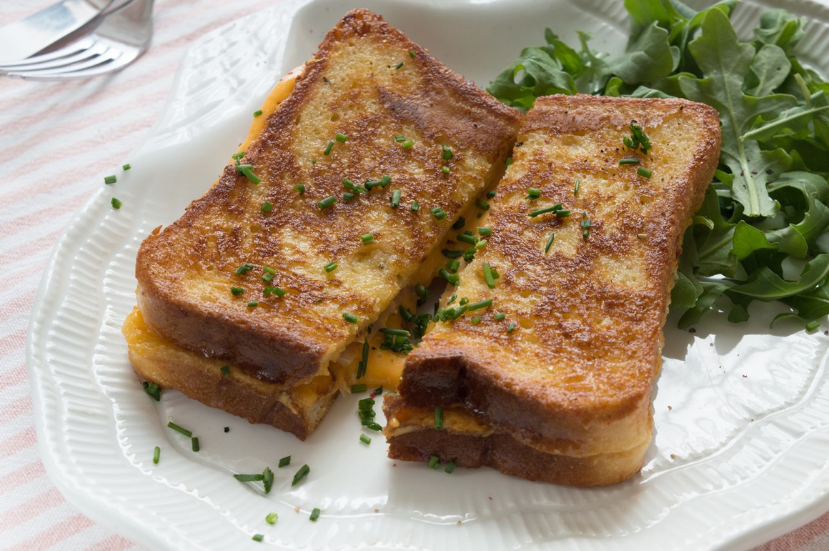 Cordon-bleu Toasts