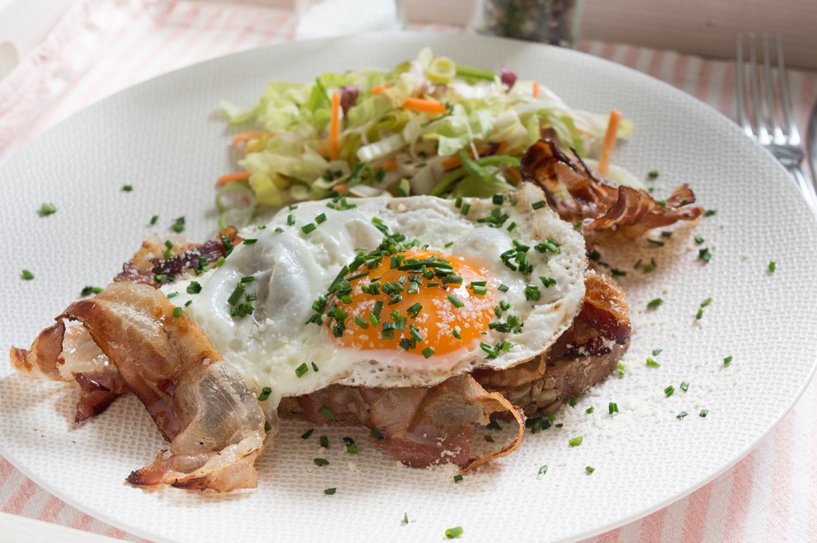 Strammer Max mit Speck