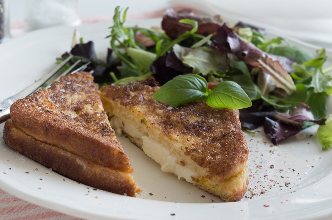 Mozzarella Brote