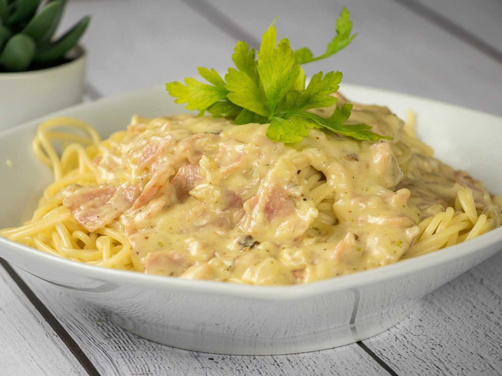 Nudeln mit Käsesoße - Rezept