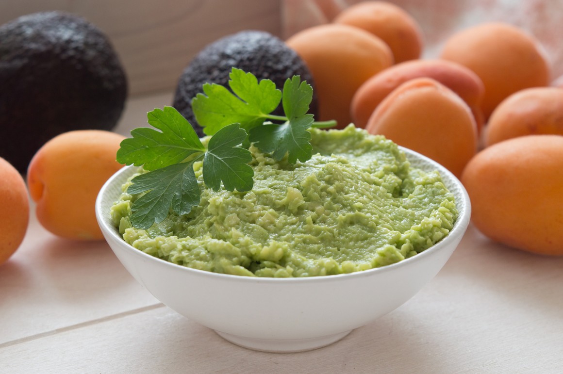 Aprikosen-Avocado-Dip