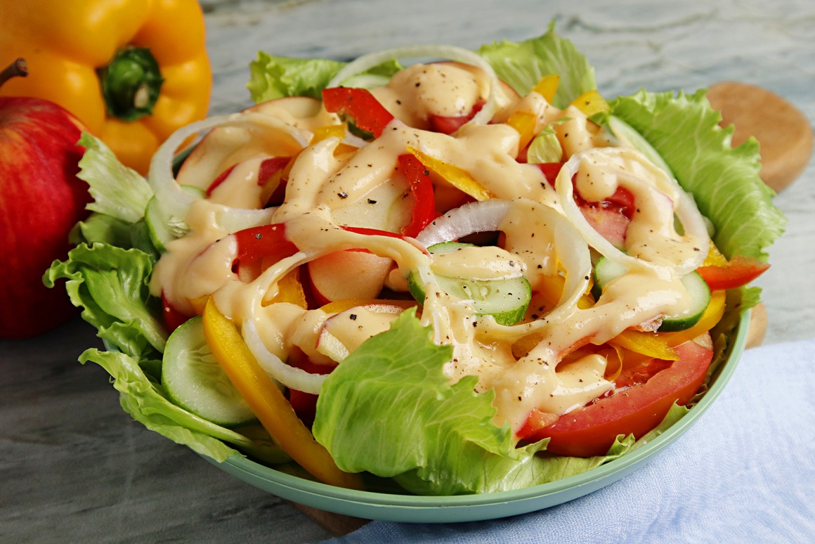 Gemischter Salat mit Apfel - Rezept