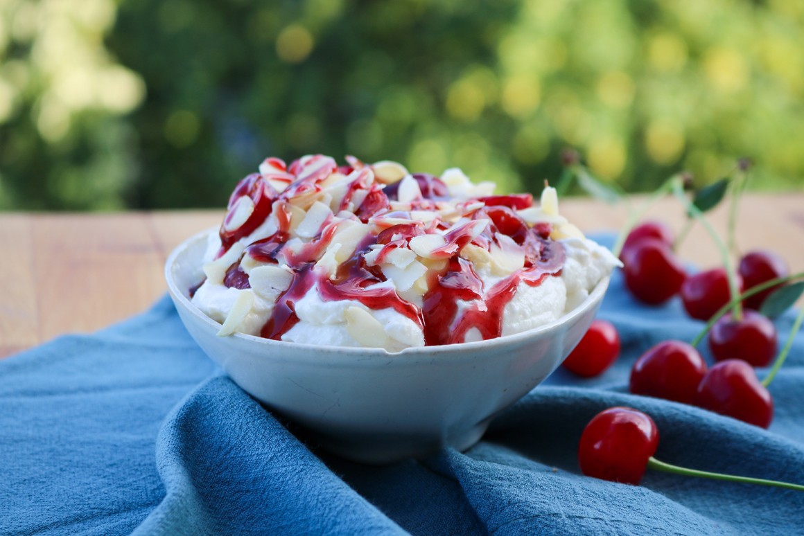 Vanillequark mit Kirschen - Rezept