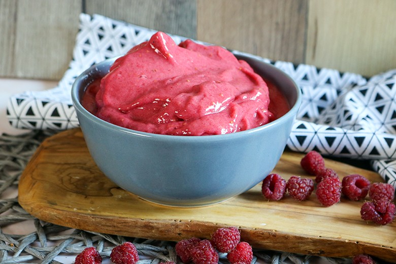Veganes Himbeereis