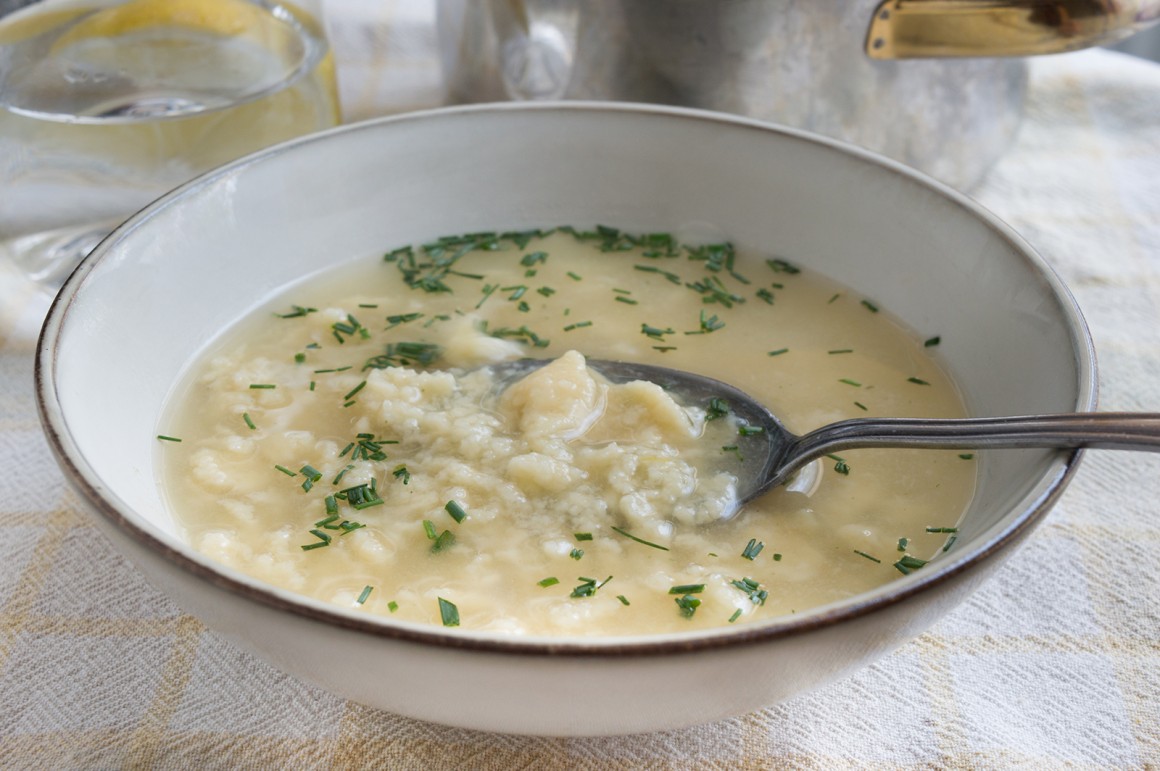 Semmeleinlaufsuppe