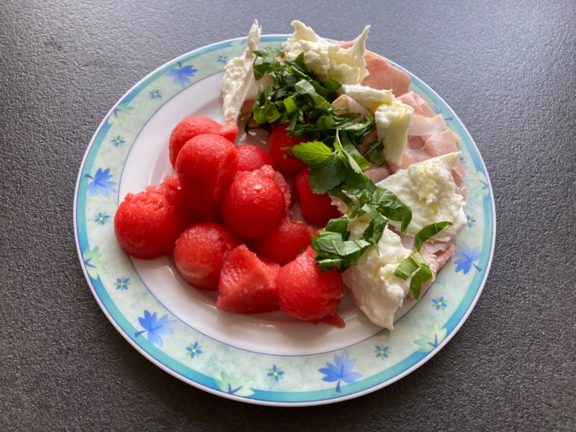 Wassermelonensalat mit Mozzarella