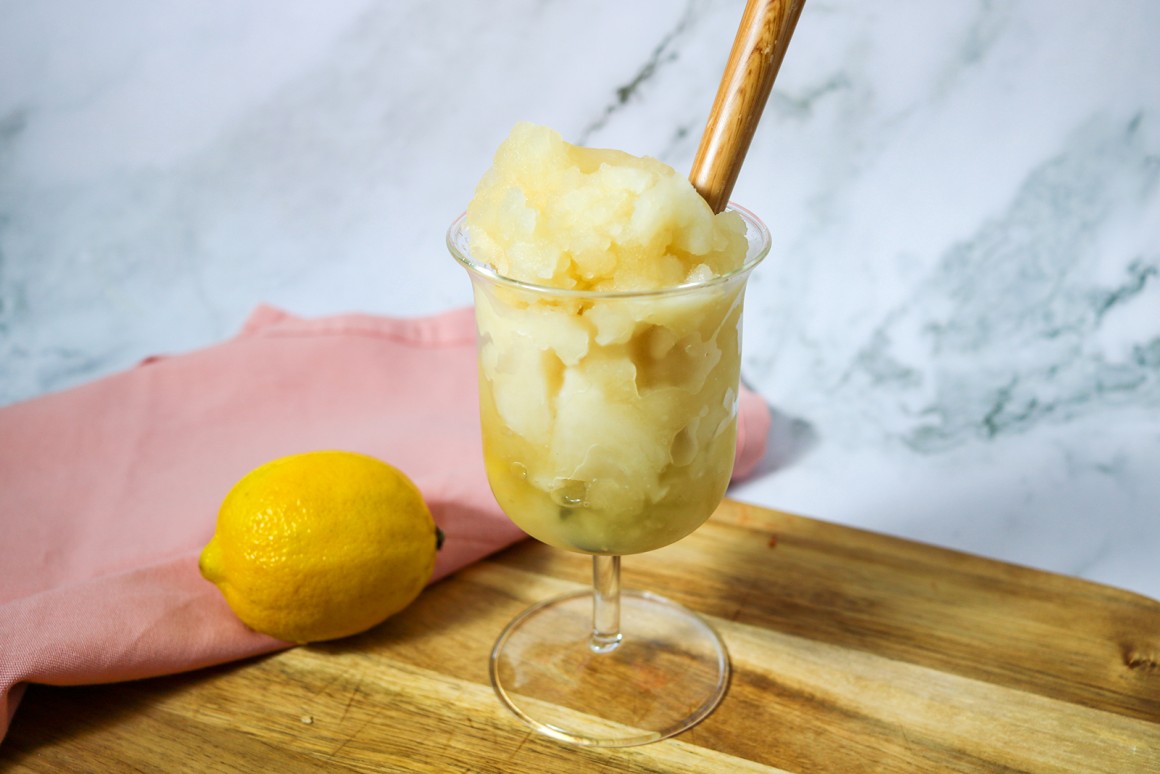 Zitronensorbet mit Basilikum - Rezept