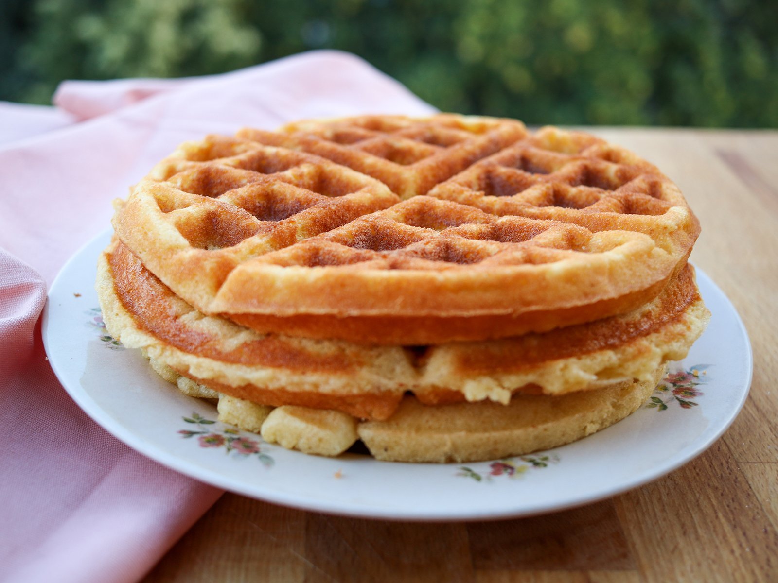 Apfel-Grieß-Waffeln - Rezept