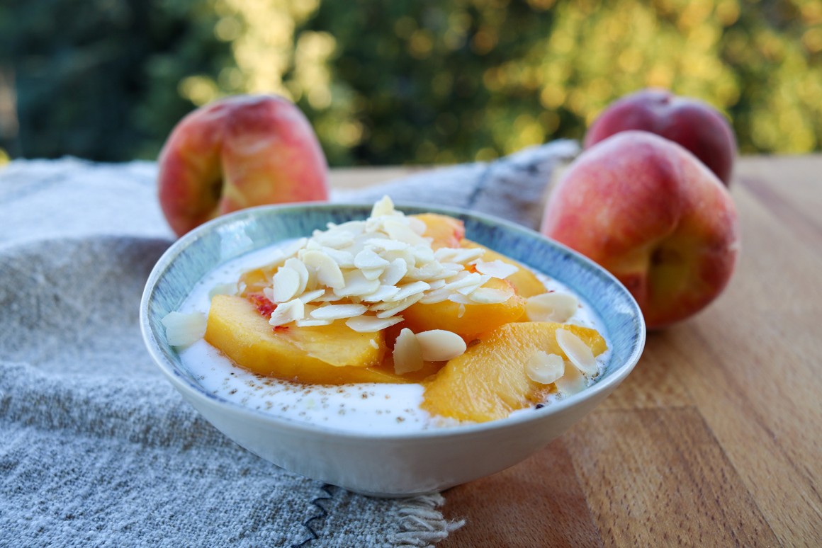 Vanille-Zimt-Ricotta mit Pfirsichen - Rezept