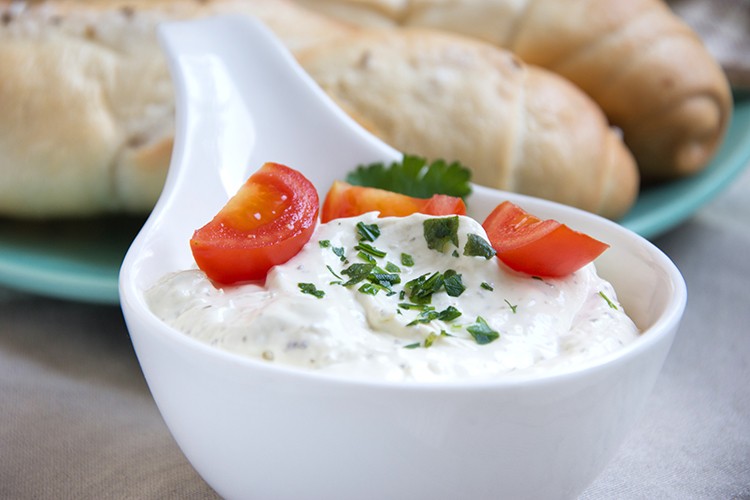 Veganer Kräuterfrischkäse