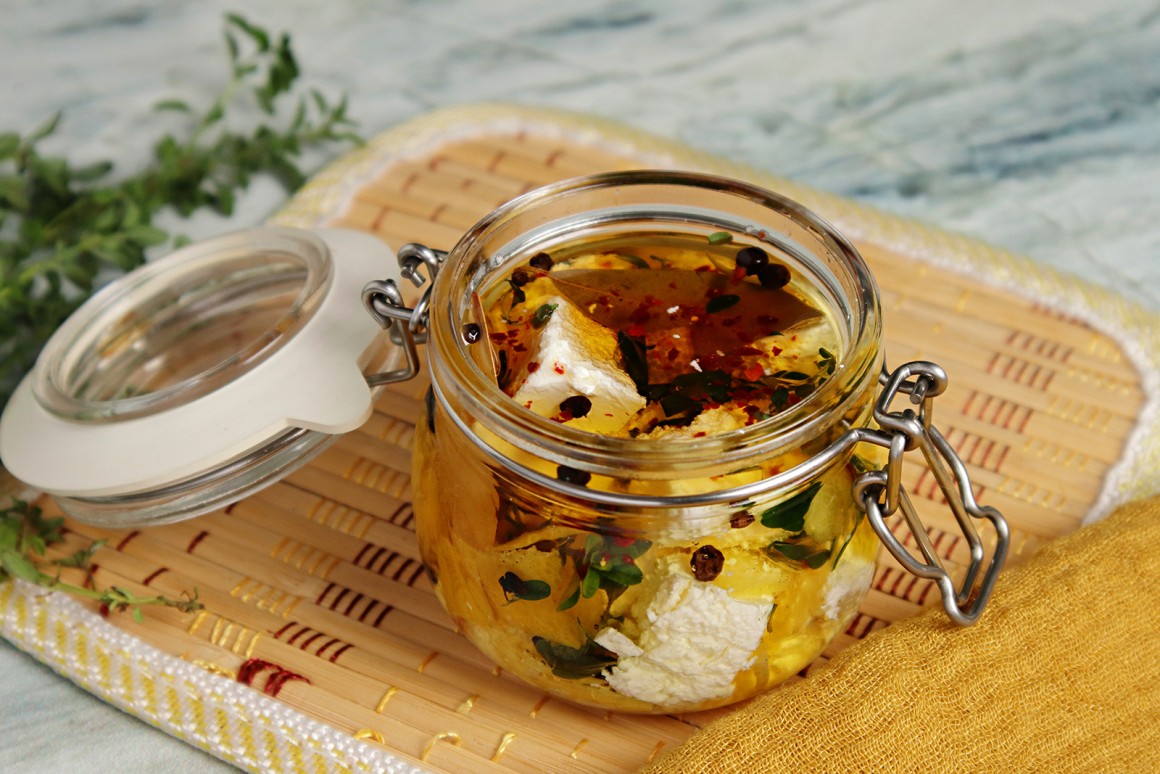 Schafskäse eingelegt