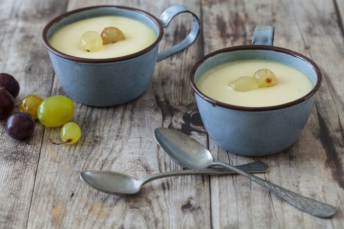 Kalte Mandelsuppe