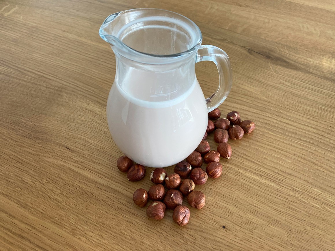 Haselnussmilch