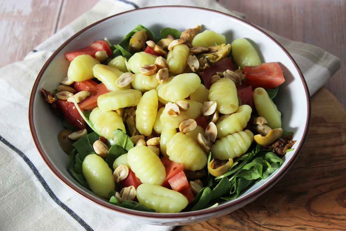 Gnocchi Salat mit getrockneten Tomaten
