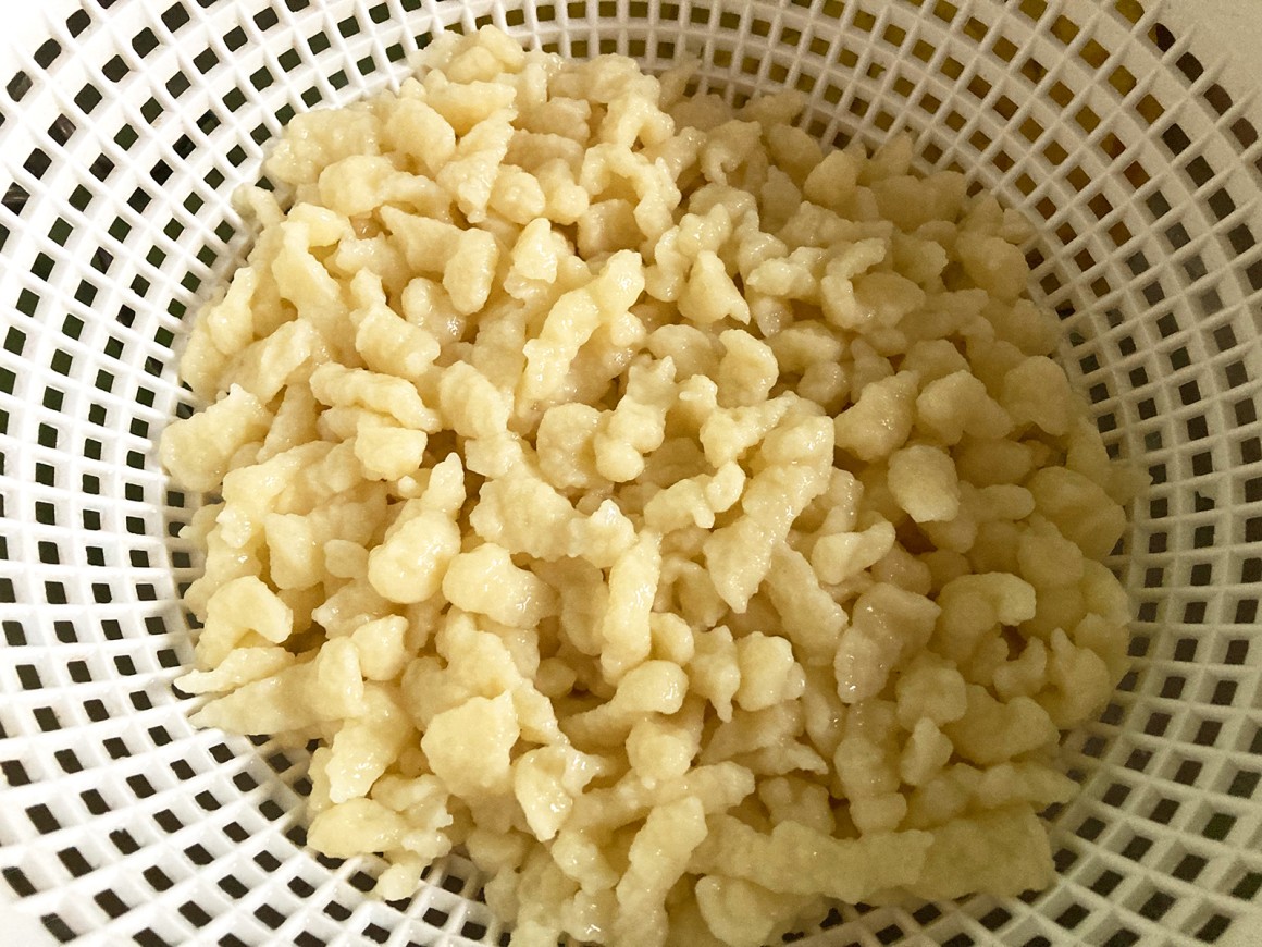 Spätzle mit Wachteleiern