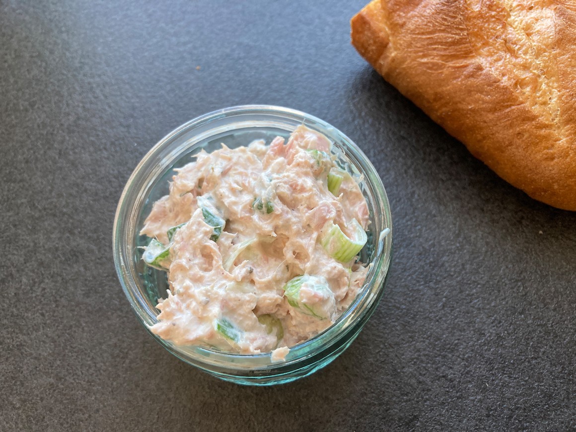 Thunfischcreme mit Kräutern