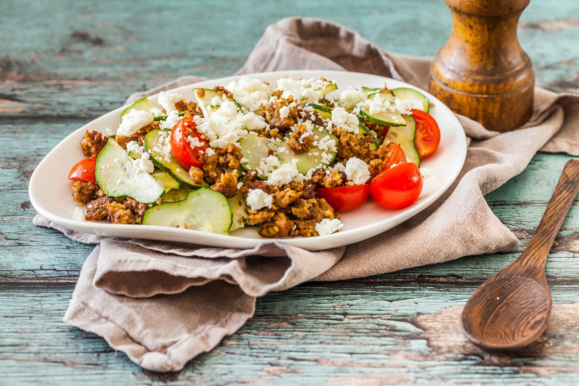 Gurkensalat mit Hackfleisch