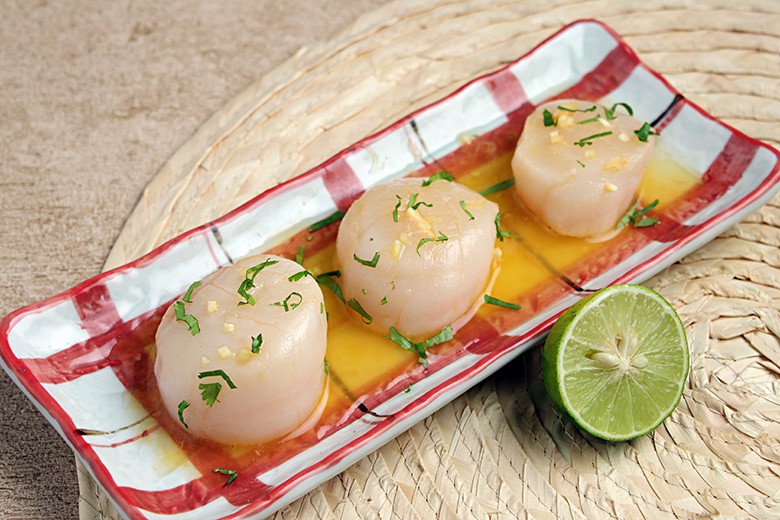 Jakobsmuscheln mit Limone